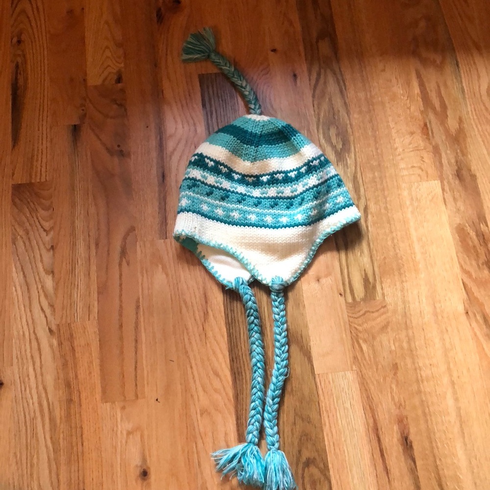 Winter hat with braids